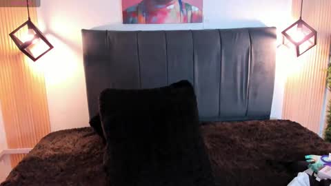 Eva   Emily online show from October 22, 2:19 pm