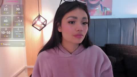 Eva   Emily online show from October 2, 12:04 pm