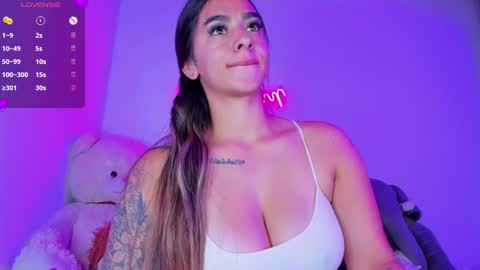 Eva Shinee online show from October 1, 1:43 pm