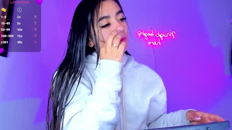 Eva Shinee online show from March 24, 10:32 am