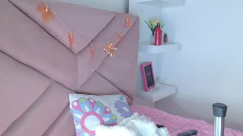 Snapshot of eva_sin18 chatting on September 13, 3:53 am Eva Sin online show from September 13, 3:53 am