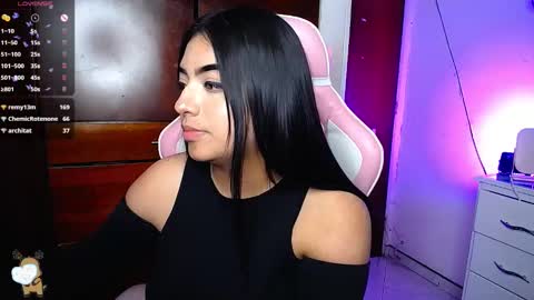 Eva  online show from December 12, 10:52 pm