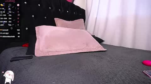 Eva  online show from December 20, 10:32 pm