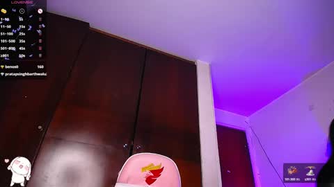 Eva  online show from December 20, 7:28 pm