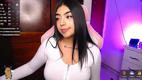 Eva  online show from December 16, 10:03 pm