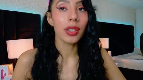 EVA CLOEE online show from September 30, 4:12 am