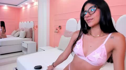 Eva online show from February 6, 11:53 am