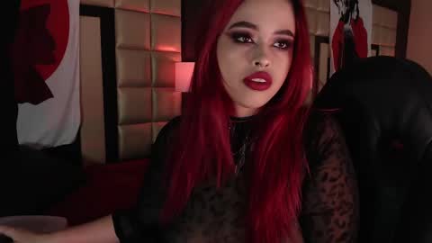 evaafoxxy_ online show from February 25, 12:05 pm