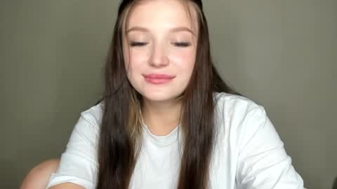 Eva online show from October 25, 6:08 pm