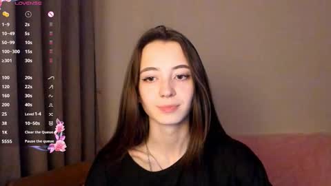 evabradly online show from October 16, 7:02 pm