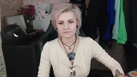 Snapshot of evabrownie chatting on February 21, 12:28 pm Eva Brownie online show from February 21, 12:28 pm