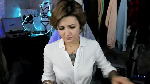 Snapshot of evabrownie chatting on September 12, 12:40 pm Eva Brownie online show from September 12, 12:40 pm