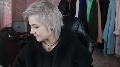 Snapshot of evabrownie chatting on January 29, 8:18 am Eva Brownie online show from January 29, 8:18 am