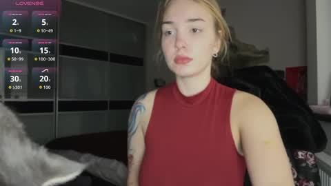 evacarter1 online show from October 16, 7:52 am