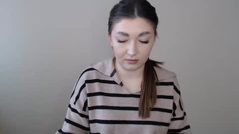 Evachaturbatte online show from April 15, 9:12 am