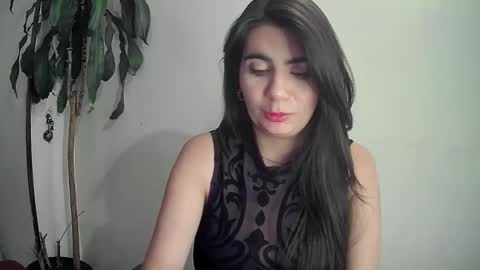 Snapshot of evacollins12 chatting on December 14, 10:39 pm evacollins12 online show from December 14, 10:39 pm
