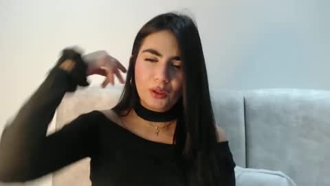evacollins12 online show from September 29, 3:38 am
