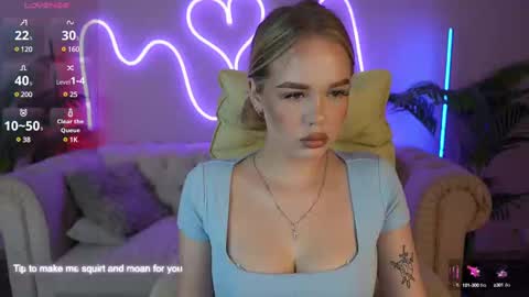 evacrush online show from February 23, 1:32 pm