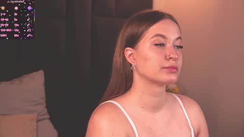 evahariss1 online show from October 27, 9:09 am