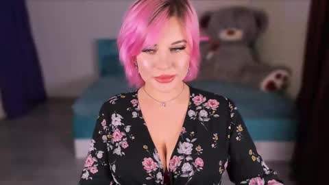 Eva online show from December 10, 9:54 pm