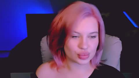 Eva online show from September 18, 5:44 am