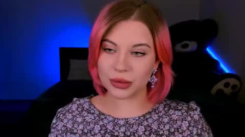 Eva online show from March 4, 8:49 pm