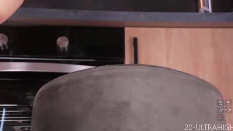 Eva here Wednesday till Sunday online show from October 2, 9:30 am