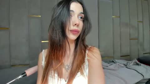 EVA online show from July 9, 3:38 pm