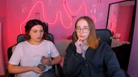 evalora online show from April 9, 12:33 pm