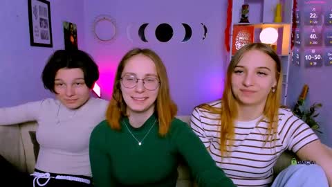 evalora online show from March 19, 1:16 pm