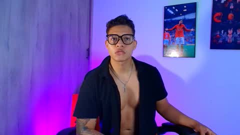 EVAN GREY online show from September 23, 6:51 am