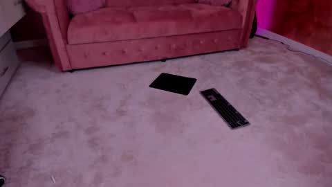 Snapshot of evanew_ chatting on March 11, 10:42 pm Eva online show from March 11, 10:42 pm