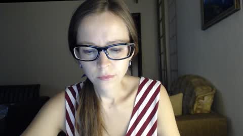 Snapshot of evangeline06 chatting on September 12, 9:22 am YourMistress online show from September 12, 9:22 am