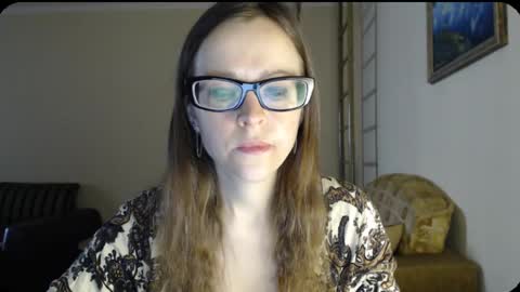 Snapshot of evangeline06 chatting on February 9, 9:05 am YourMistress online show from February 9, 9:05 am