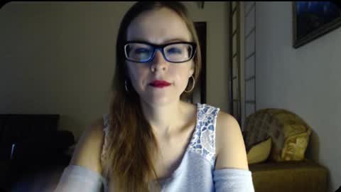 Snapshot of evangeline06 chatting on January 23, 8:15 am YourMistress online show from January 23, 8:15 am