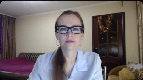 Snapshot of evangeline06 chatting on December 27, 8:45 am YourMistress online show from December 27, 8:45 am