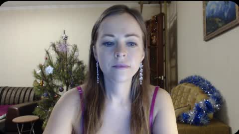 Snapshot of evangeline06 chatting on January 11, 8:43 am YourMistress online show from January 11, 8:43 am