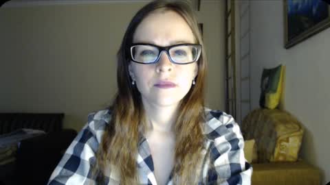 Snapshot of evangeline06 chatting on December 15, 9:13 am YourMistress online show from December 15, 9:13 am