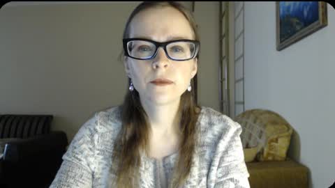 Snapshot of evangeline06 chatting on February 19, 8:12 am YourMistress online show from February 19, 8:12 am