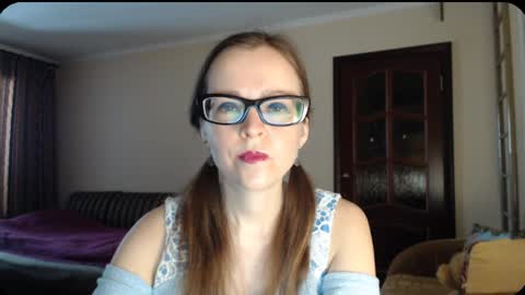 Snapshot of evangeline06 chatting on February 27, 8:24 am YourMistress online show from February 27, 8:24 am