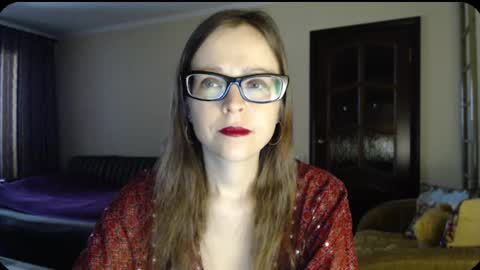Snapshot of evangeline06 chatting on March 3, 11:44 am YourMistress online show from March 3, 11:44 am