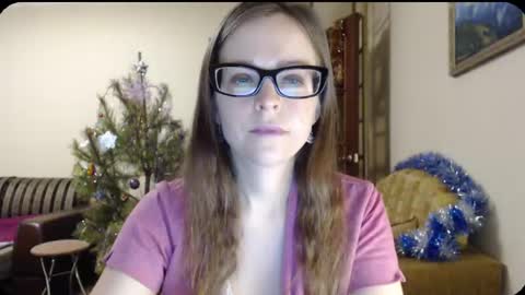 Snapshot of evangeline06 chatting on January 13, 8:37 am YourMistress online show from January 13, 8:37 am