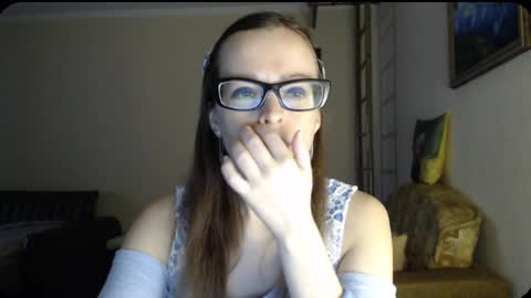 Snapshot of evangeline06 chatting on December 9, 8:22 am YourMistress online show from December 9, 8:22 am