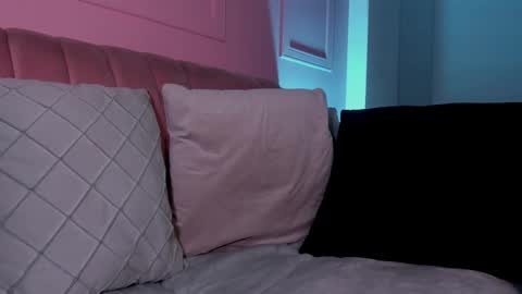 Eva online show from February 28, 2:53 pm