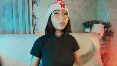 Eva online show from December 22, 8:59 pm