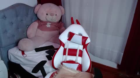 evangelineblossom03 online show from February 25, 10:04 am