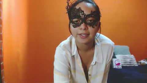 evangelinne_01 online show from November 21, 5:00 pm