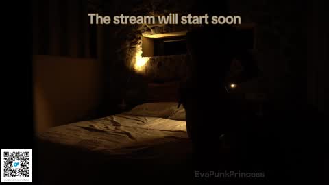 Snapshot of evapunkprincess chatting on February 12, 10:03 am Eva online show from February 12, 10:03 am