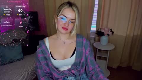 EvaRider online show from March 9, 11:58 am