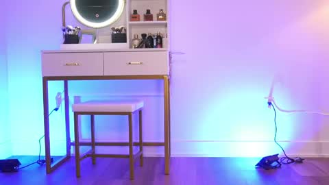 EVA SAVAGEIm recovering from surgery. Ill see you in a couple of weeks. online show from April 10, 8:02 pm